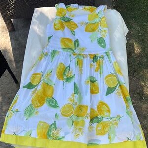 White and Yellow- Lemon Print Dress (NEW WITHOUT TAGS!)